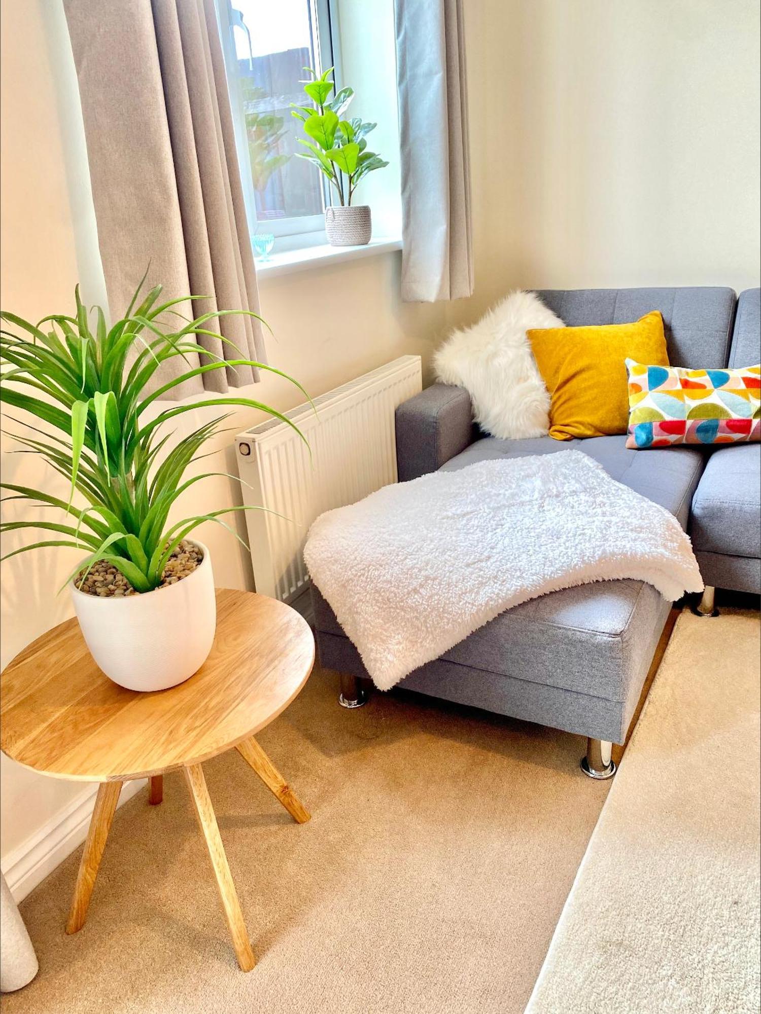 Free Private Parking! Oakley House And Garden! Fully Equipped 4 Comfy Beds Villa Corby Exterior photo